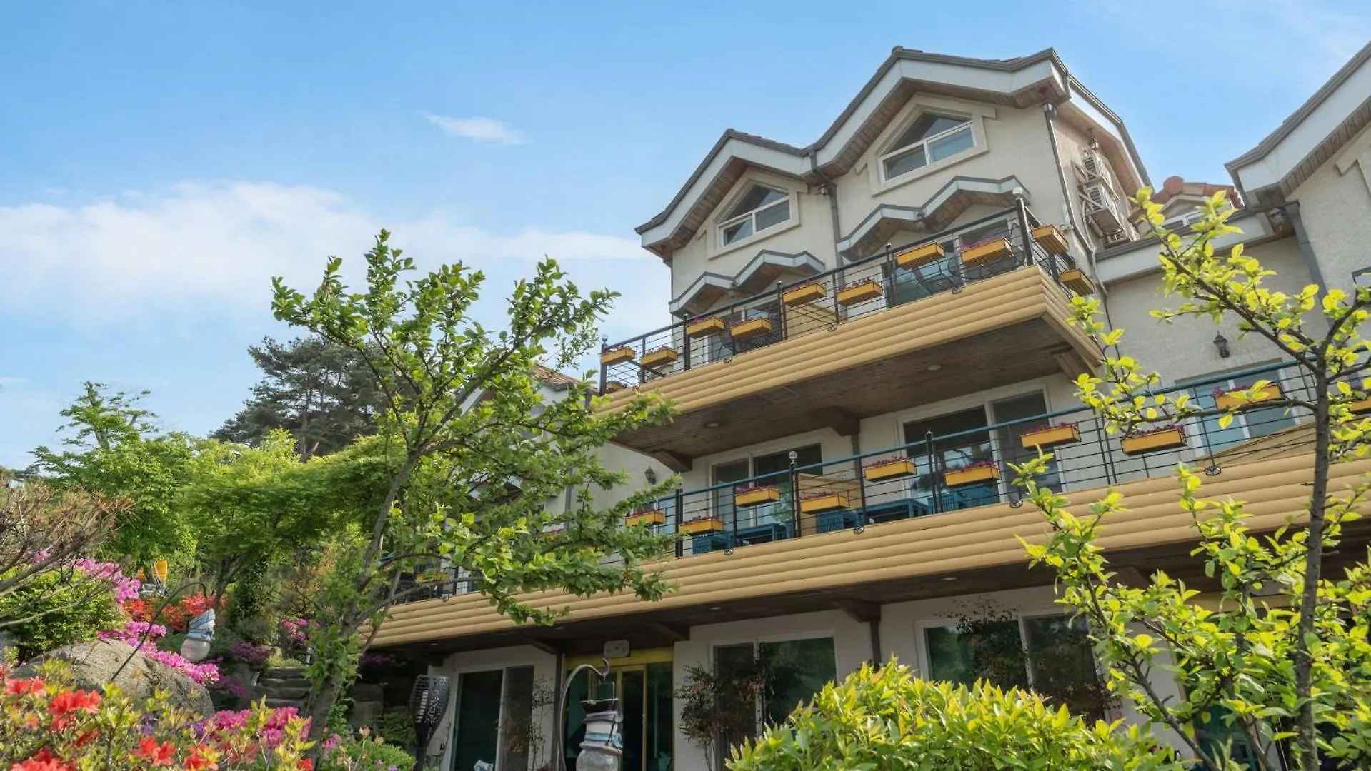 Gangwha Jeongwon Pension Incheon